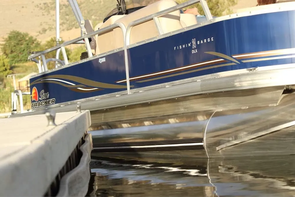 Megaware Keelguard Pontoon Guard - Protects Exposed Areas of Your Pontoon from Dents and Scrapes - 3M Reflective Strip - Boat Tube and Log Bumper Guard - 40 Ft Kit - Pontoon up to 25 Ft (Red)